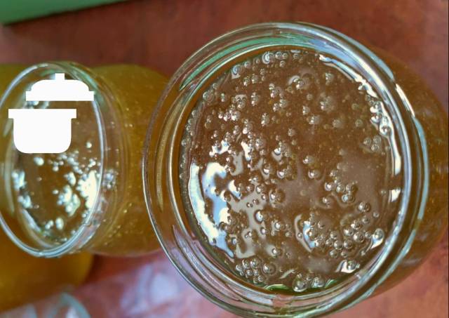 Honeys from the own apiary at the ZSCKR in Stary Brześć