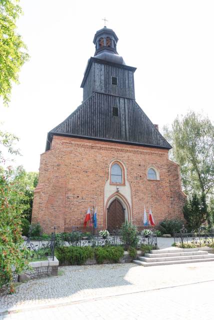 Kościół pw. św. Mikołaja i św. Konstancji  w Gniewkowie